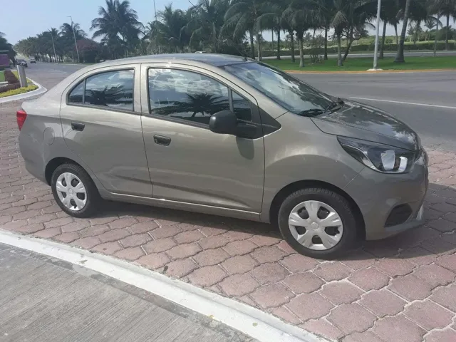 Foto 26 de la flota de Remy Car Rental